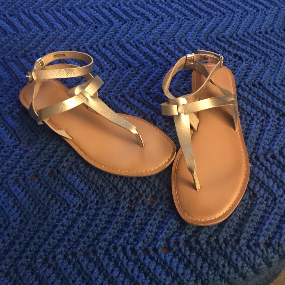 Sandals - Picture 2 of 5